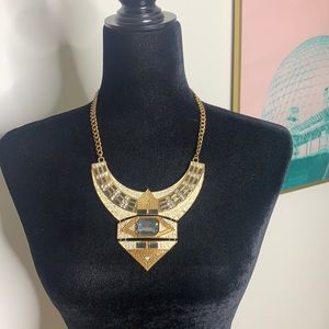 Statement necklace
